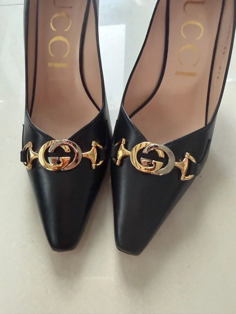 Gucci Black Leather Pointed Toe Pumps with Gold GG Hardware - Picture 2 of 13